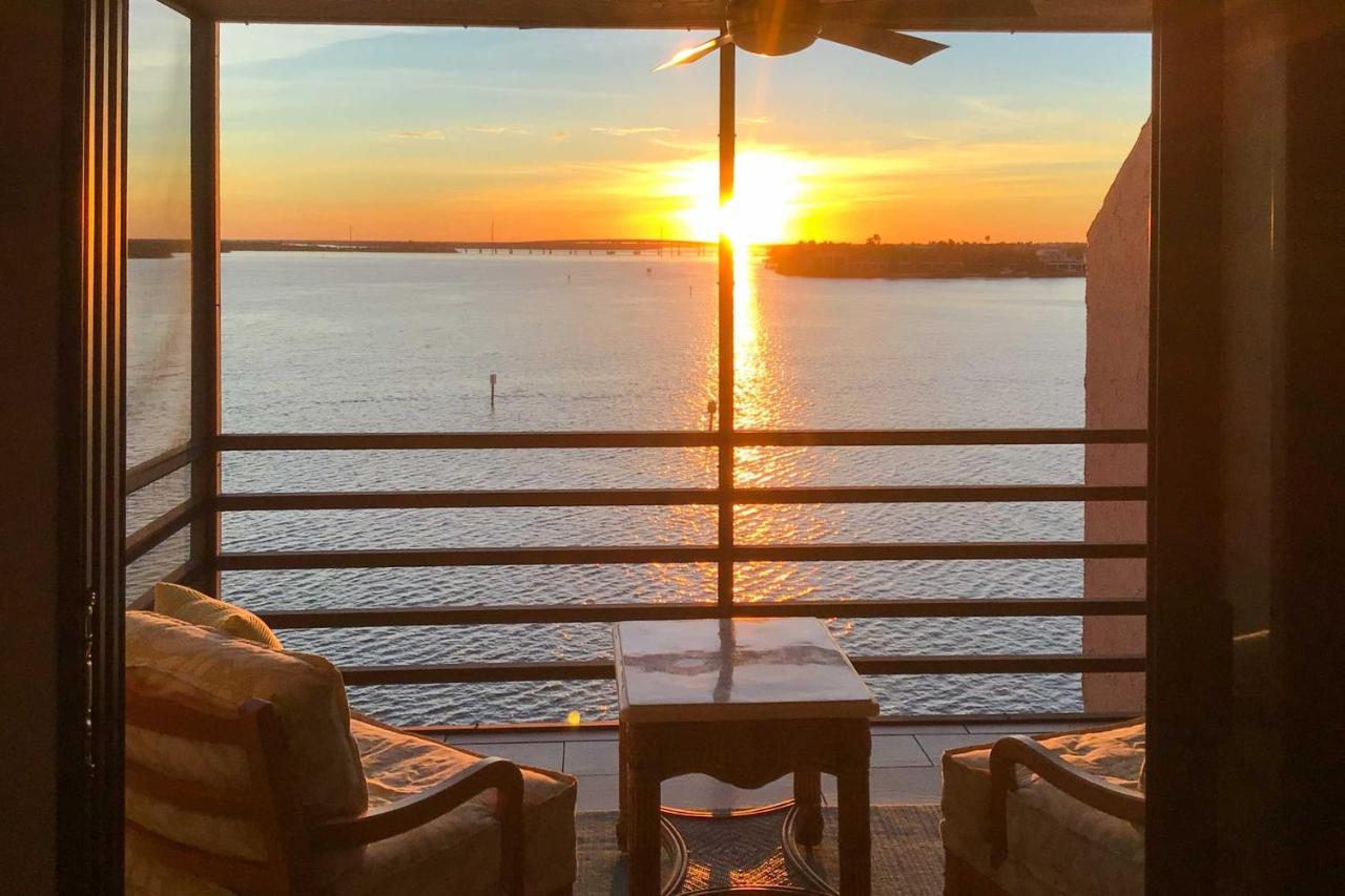Coastal Marco Island Condo With Club Amenities! Extérieur photo