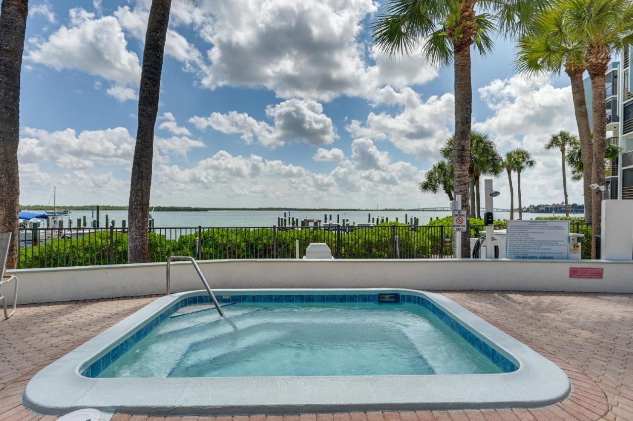 Coastal Marco Island Condo With Club Amenities! Extérieur photo
