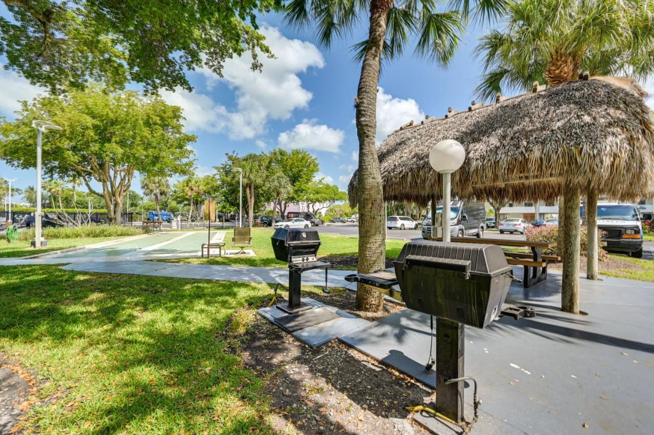 Coastal Marco Island Condo With Club Amenities! Extérieur photo